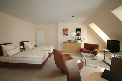 Neumarkt Aparthotel 4*